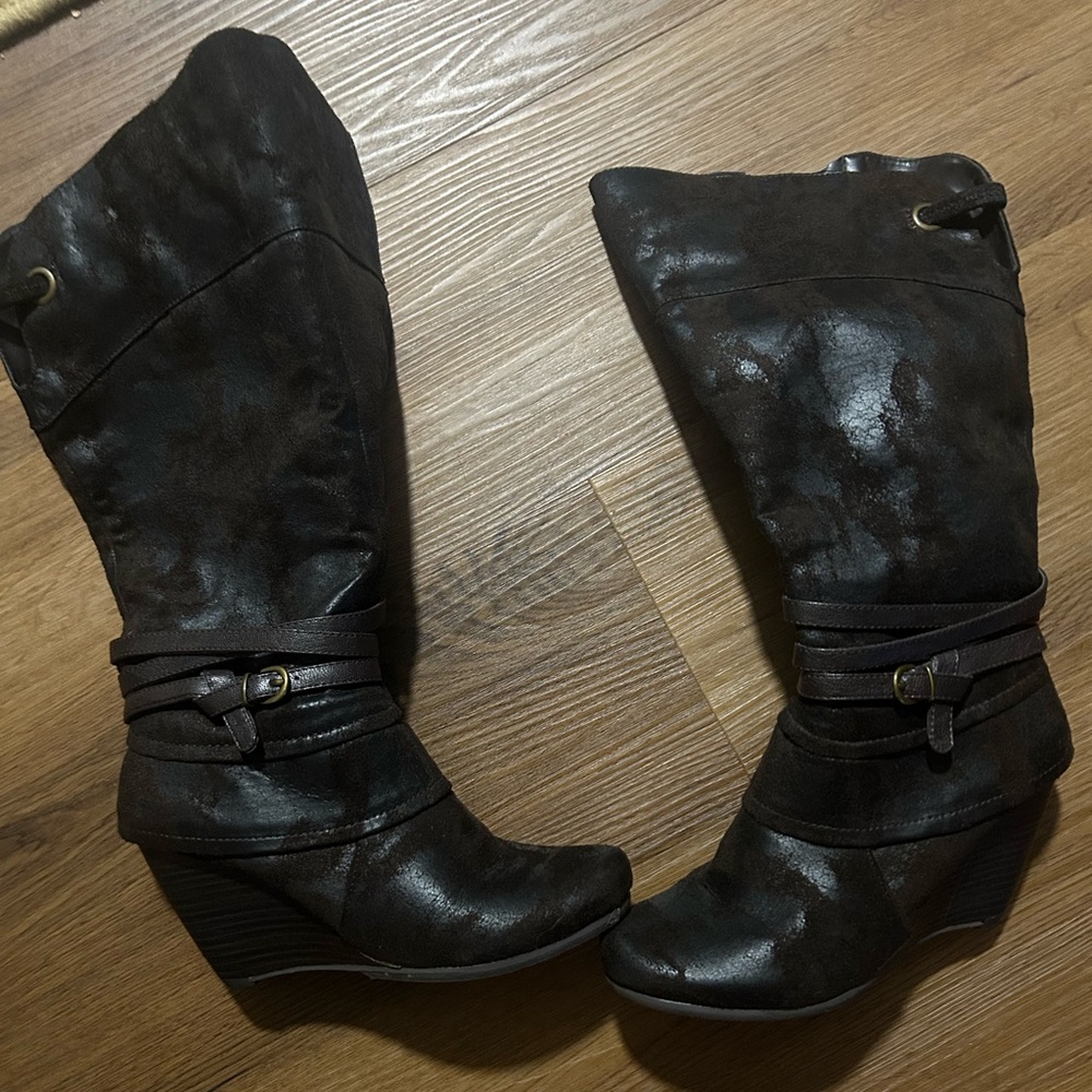 Naturalizer Dark Brown Heeled Boots